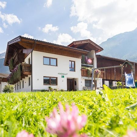 Hieserhof Neustift im Stubaital Exteriör bild